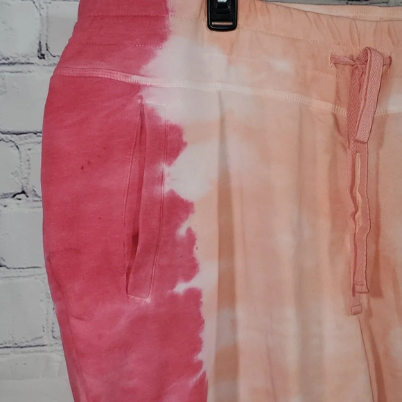 LANE BRYANT LIVI ACTIVE Sweatpant Drawstring Capri Tie Dye Size 22/24 NWT - Picture 2 of 14